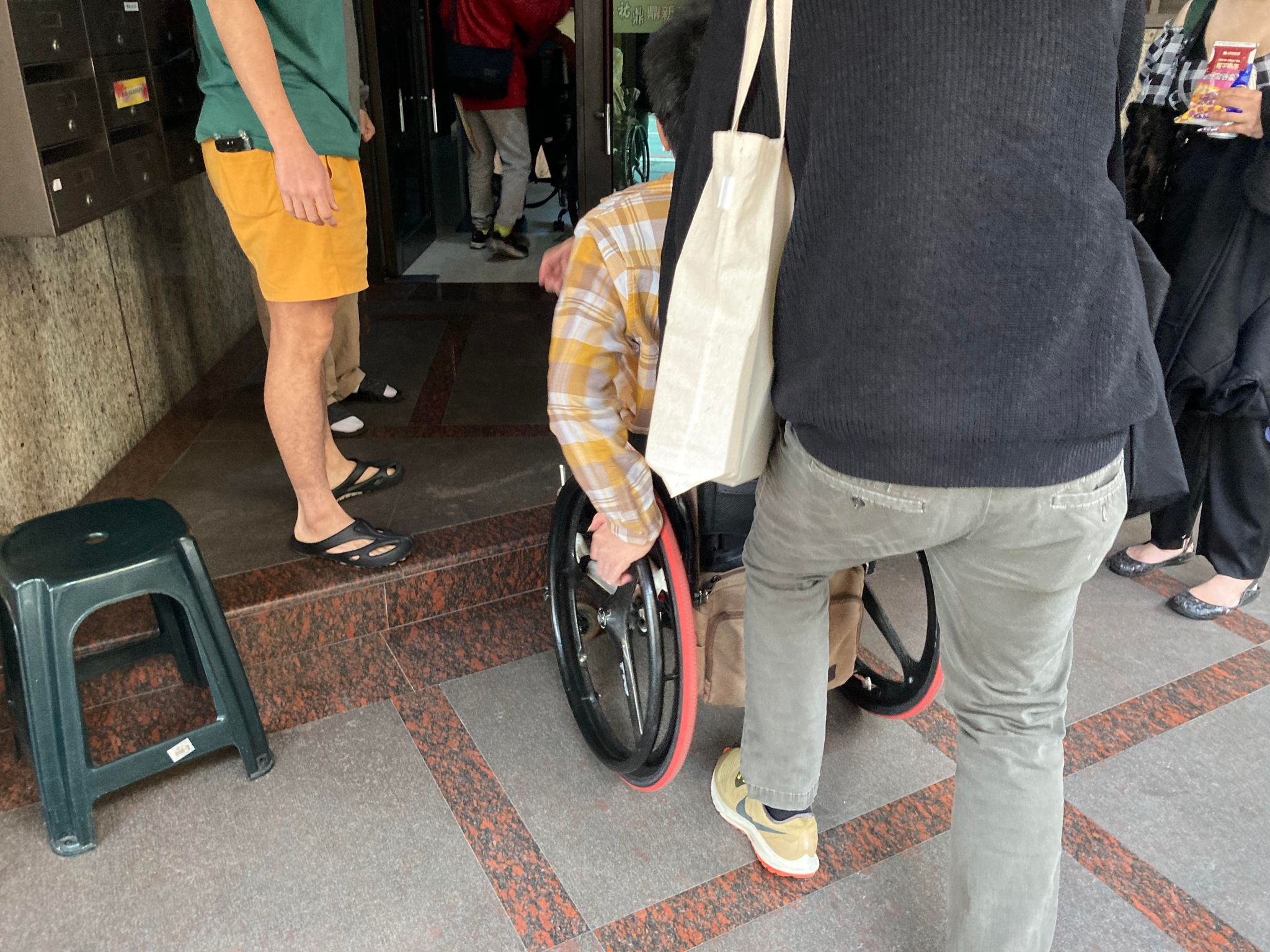【手天使】參與手天使的經驗分享(行政義工家幗的個人助理阿比蓋兒/文) – 手天使