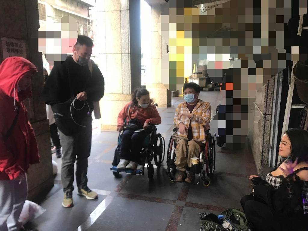 【手天使】你辛苦了 謝謝你的勇氣(面談義工研嘉/文) – 手天使